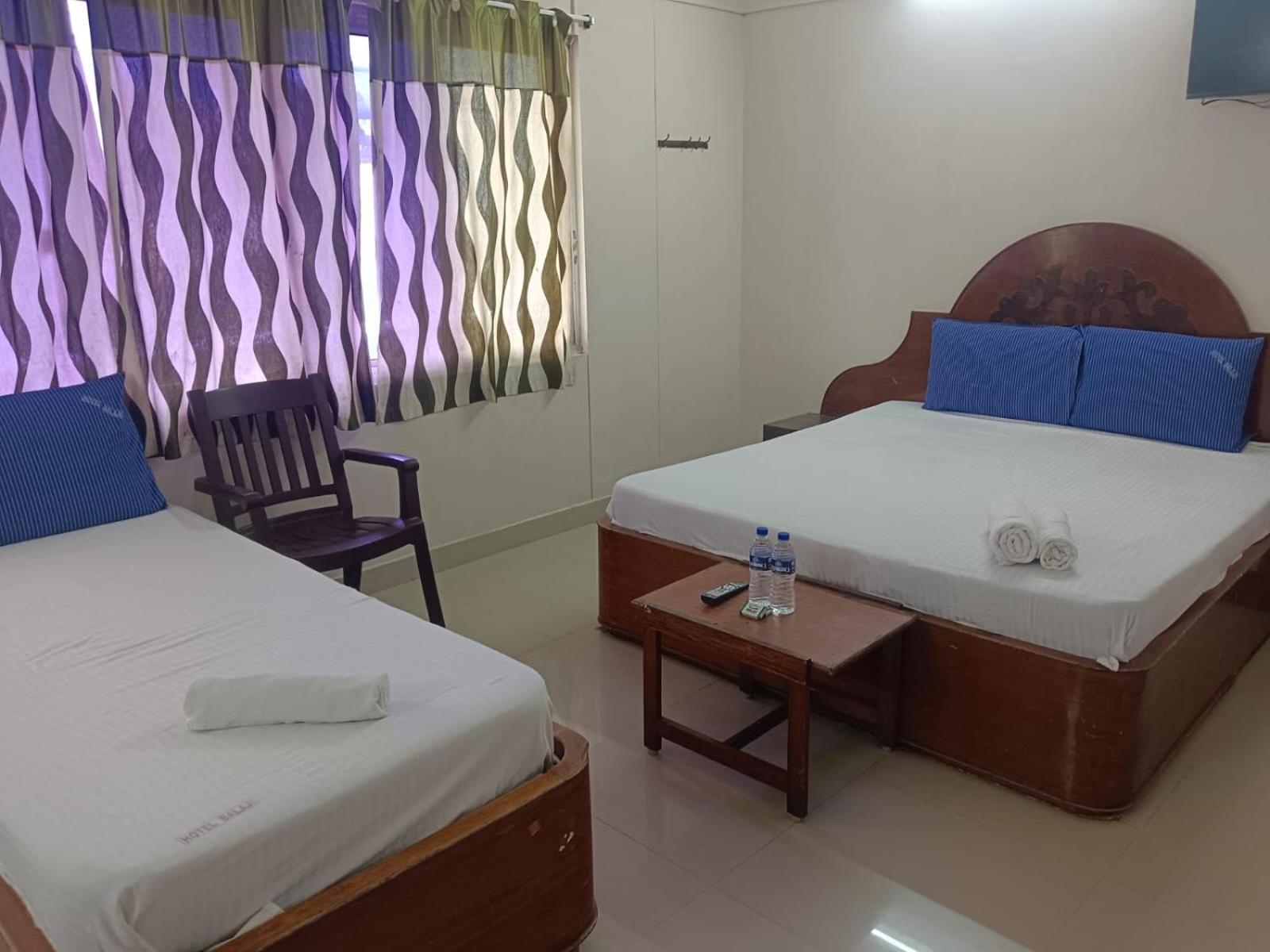 Sree Balaji Hotel - Lodge كانياكومارى المظهر الخارجي الصورة